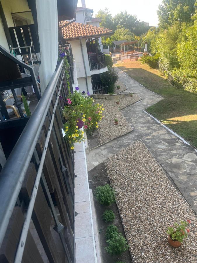 Spacious Fully Furnished Studio In Kavarna Apart Hotel Exterior photo