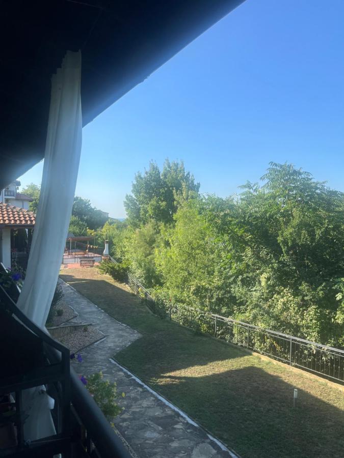 Spacious Fully Furnished Studio In Kavarna Apart Hotel Exterior photo